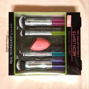 Real Techniques Limited Edition "neon lights" brush set